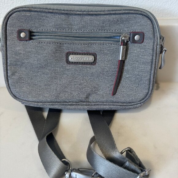 Baggallini Belt Bag, RFID, Adjustable - Picture 1 of 4